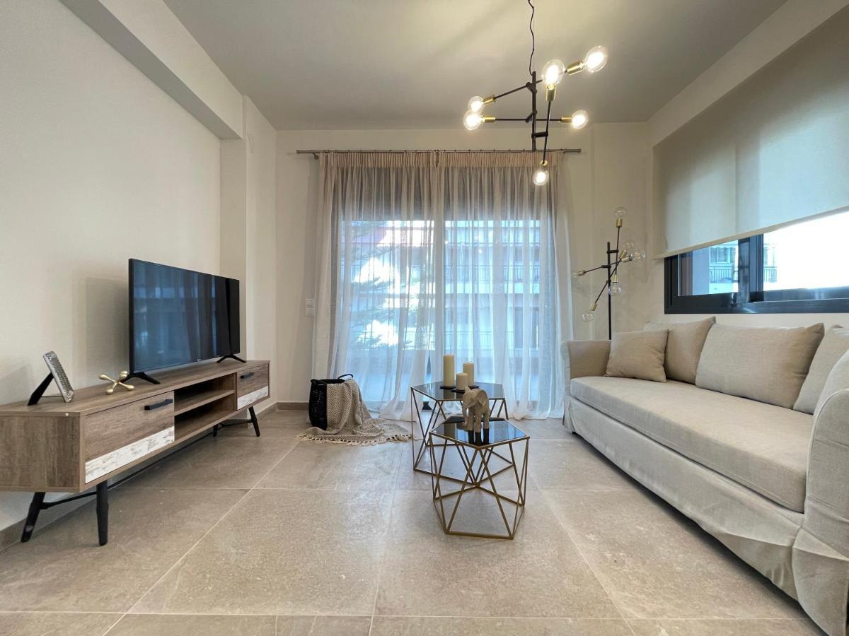 Modern Apartments Near Marina Flisvos Athens Exterior photo