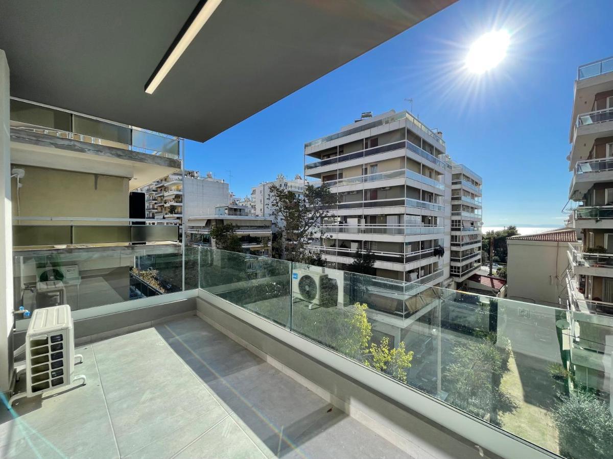 Modern Apartments Near Marina Flisvos Athens Exterior photo
