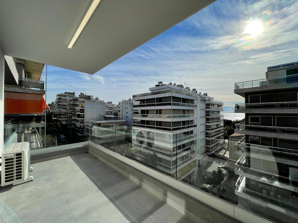 Modern Apartments Near Marina Flisvos Athens Exterior photo