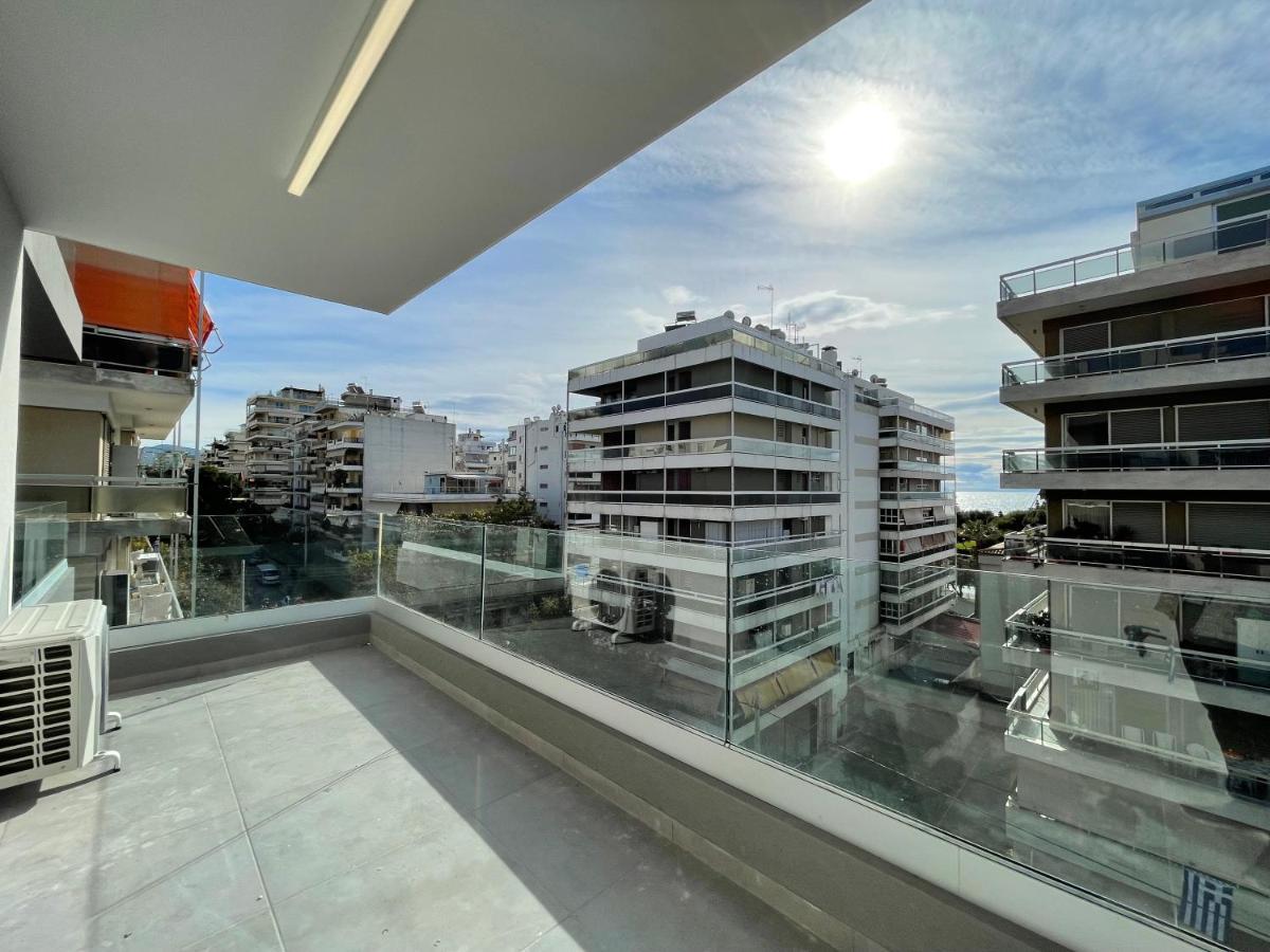 Modern Apartments Near Marina Flisvos Athens Exterior photo