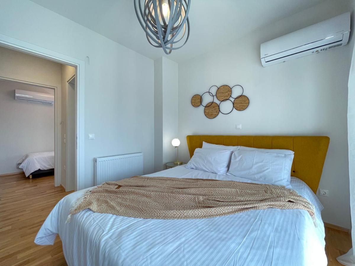 Modern Apartments Near Marina Flisvos Athens Exterior photo