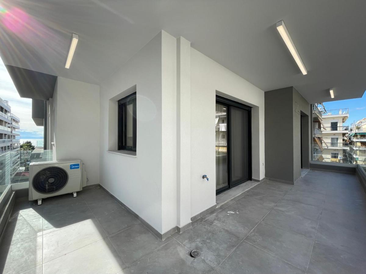 Modern Apartments Near Marina Flisvos Athens Exterior photo